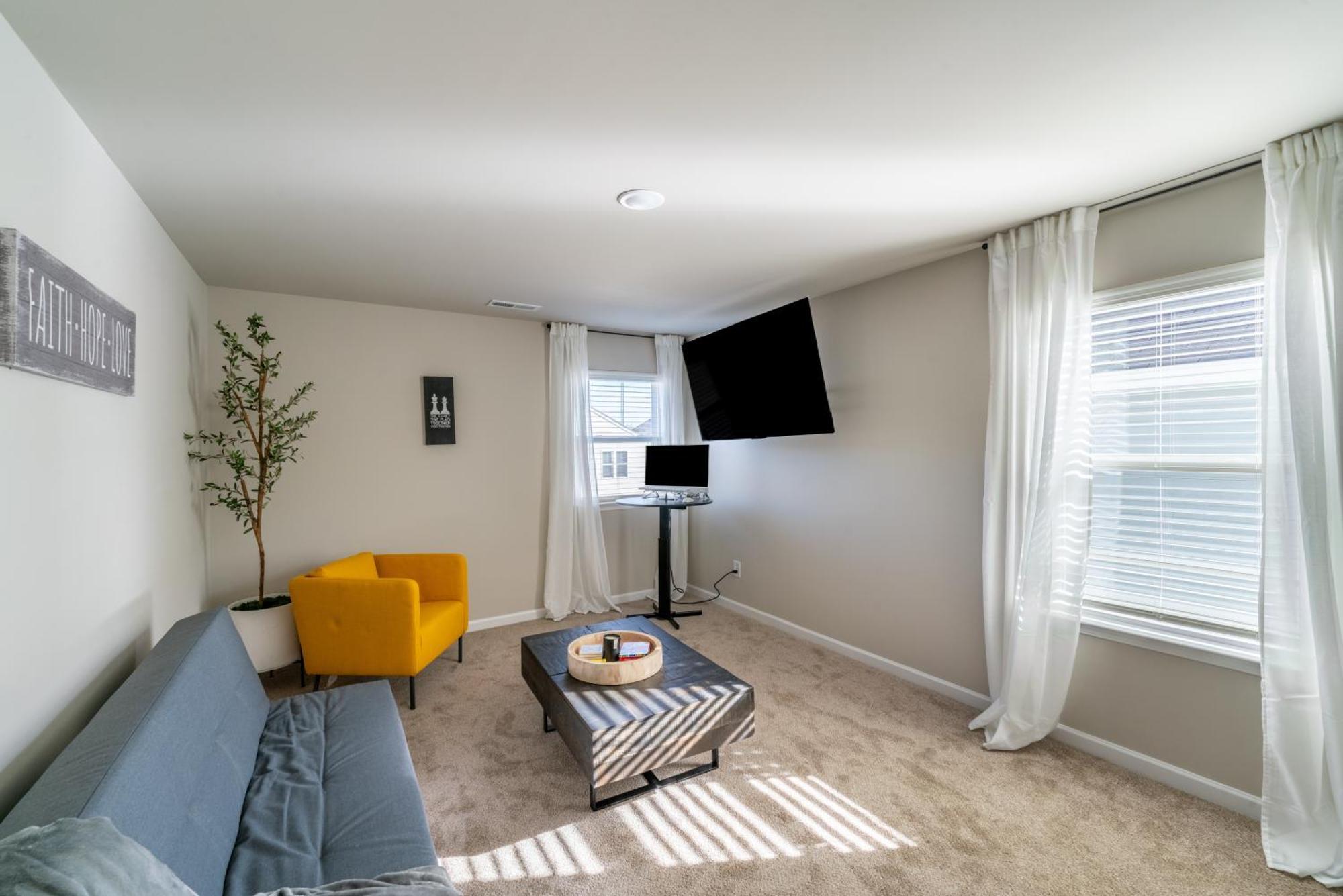 Charming Retreat- Cozy & Stylish Home * Charlotte